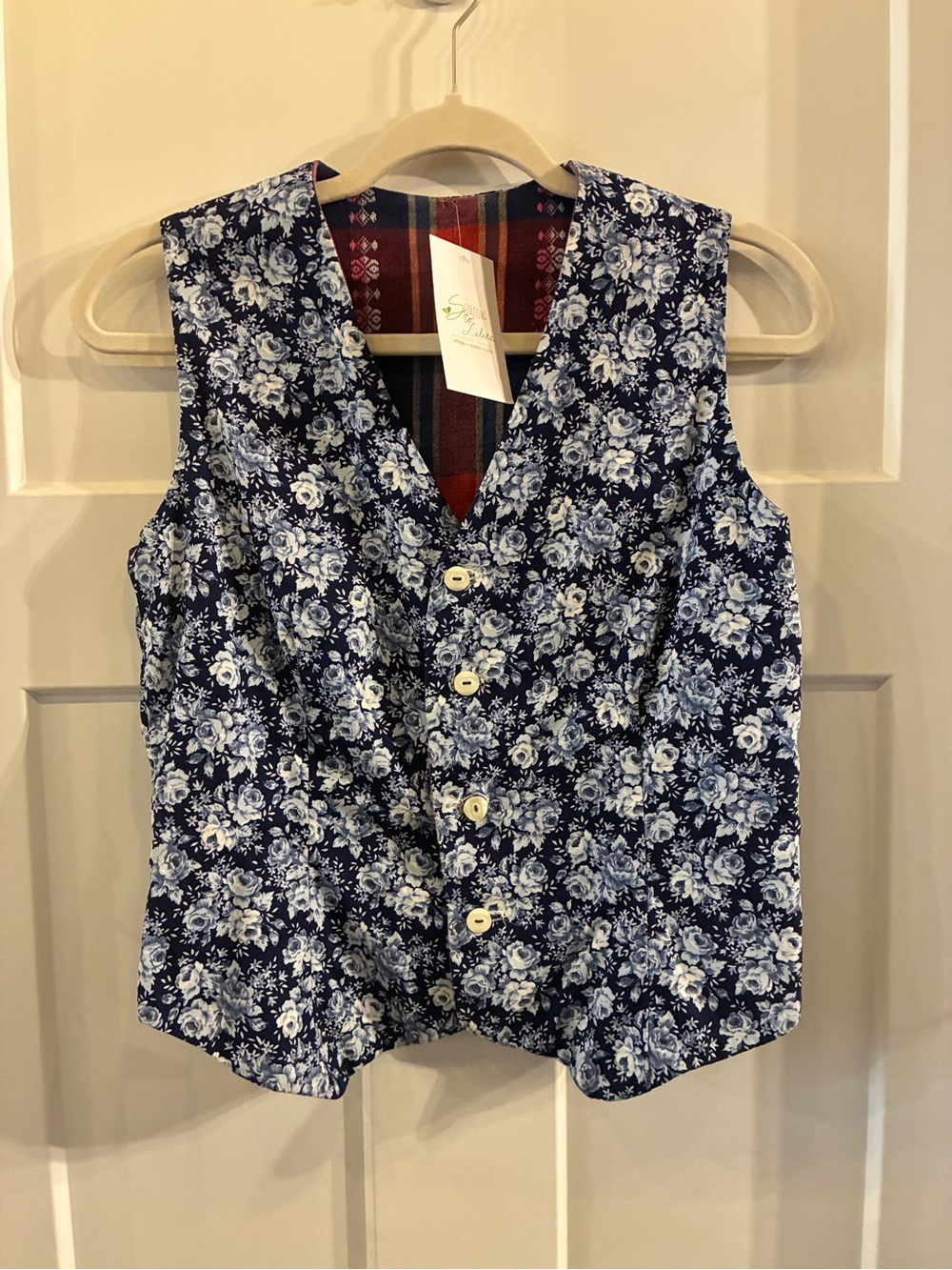 Button-Front Women's Vest - Reversible